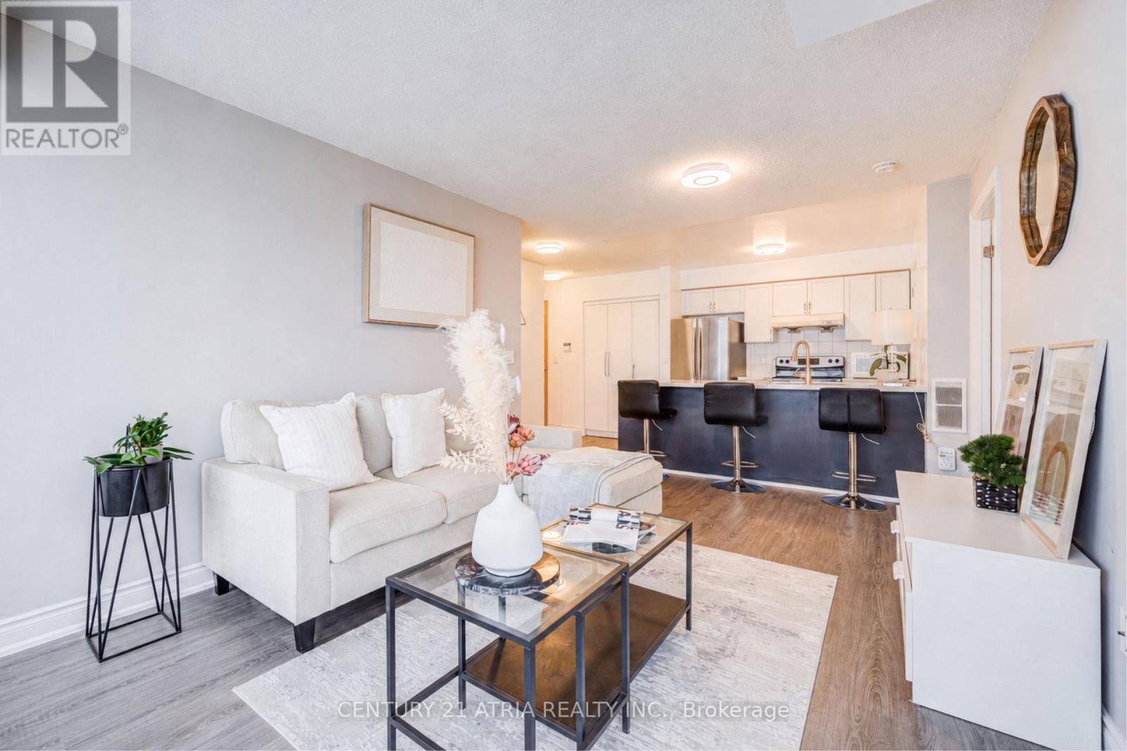 407 - 50 Brian Harrison Way, Toronto, Ontario  M1P 5J4 - Photo 2 - E13820346