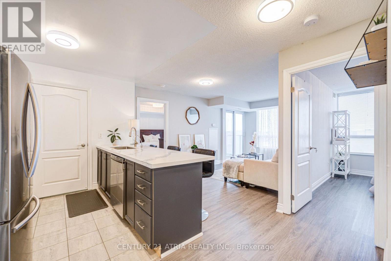 407 - 50 Brian Harrison Way, Toronto, Ontario  M1P 5J4 - Photo 4 - E13820346
