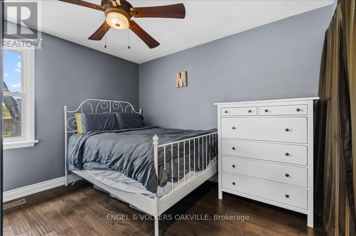 22 Falaise Road, Toronto, Ontario  M1E 3B5 - Photo 15 - E13820414