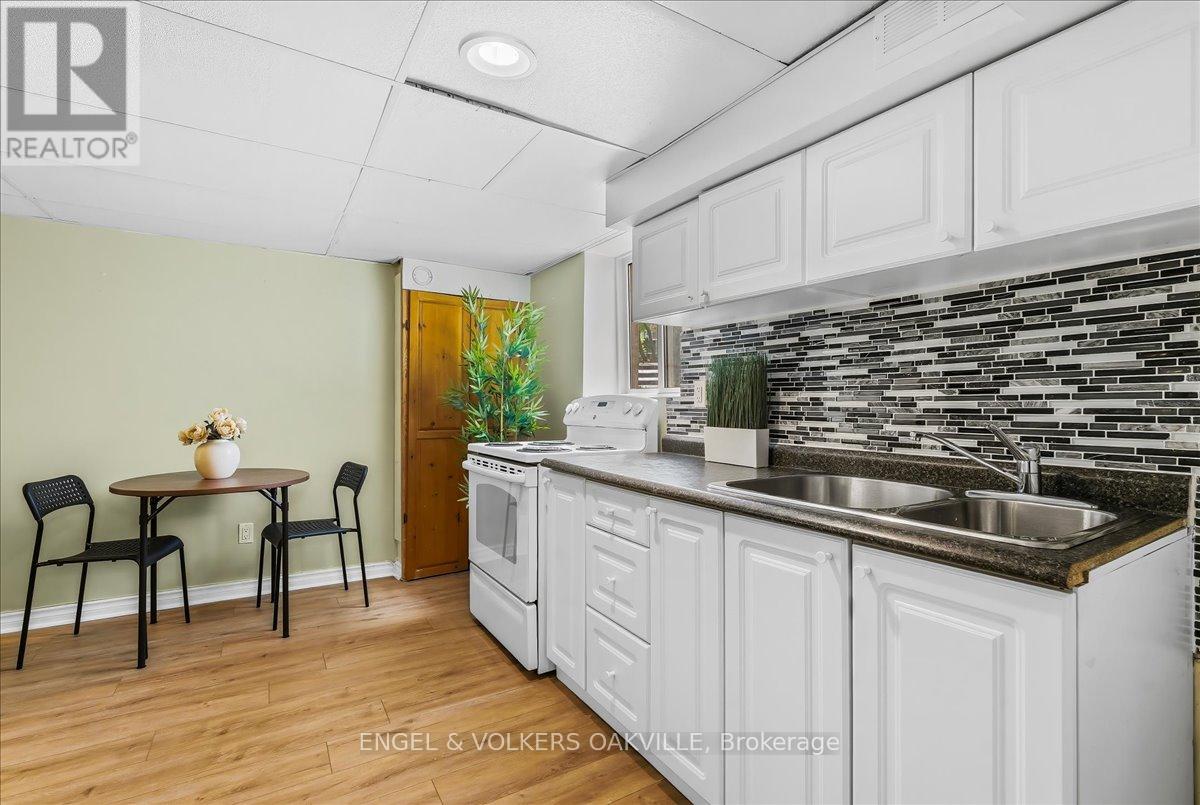 22 Falaise Road, Toronto, Ontario  M1E 3B5 - Photo 20 - E13820414