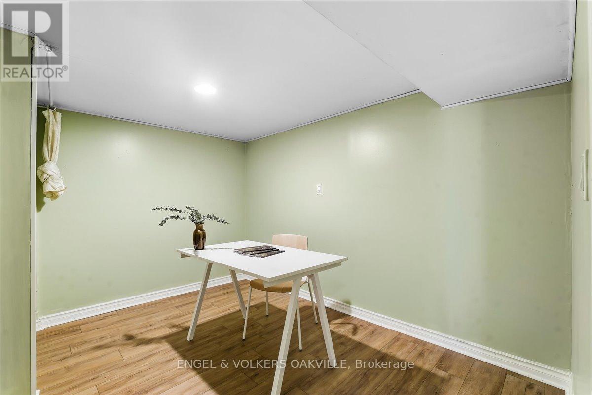 22 Falaise Road, Toronto, Ontario  M1E 3B5 - Photo 25 - E13820414