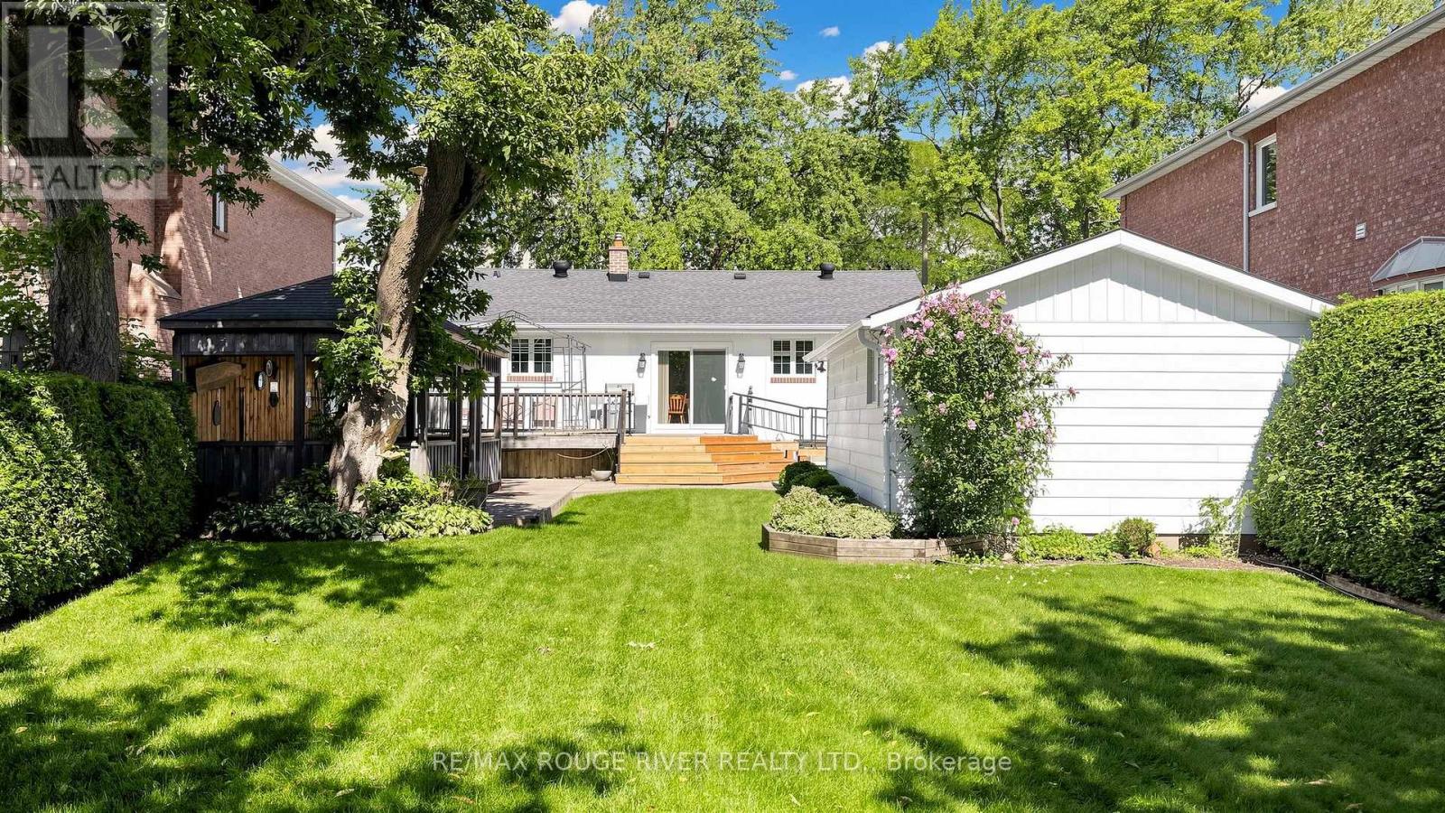 35 Southlawn Drive, Toronto, Ontario M1S 1H9 - Photo 34 - E13820470