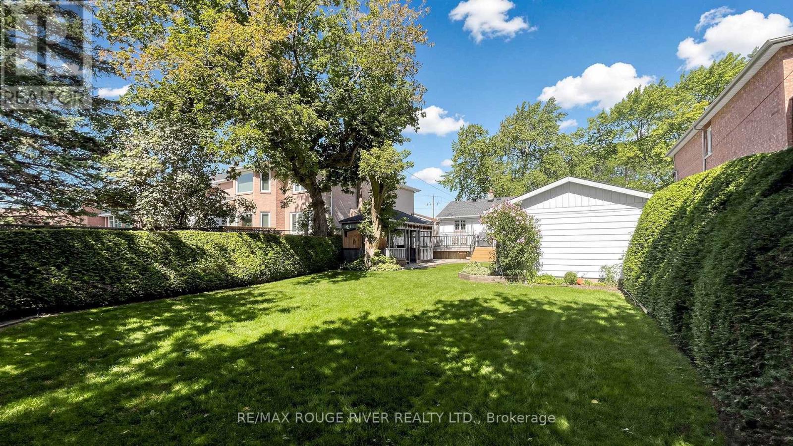 35 Southlawn Drive, Toronto, Ontario M1S 1H9 - Photo 36 - E13820470