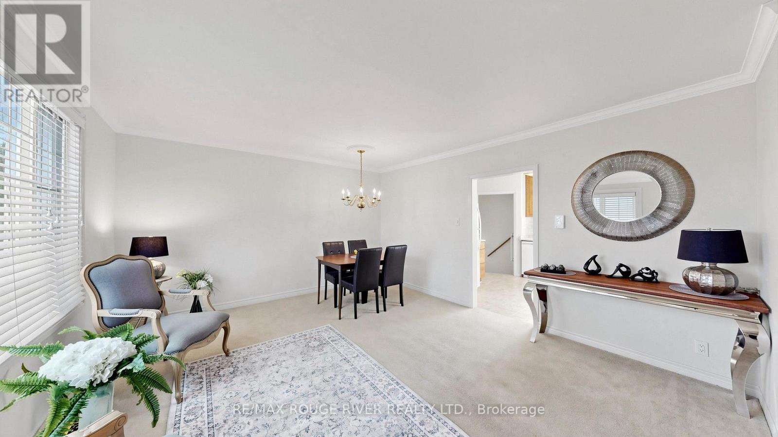35 Southlawn Drive, Toronto, Ontario M1S 1H9 - Photo 4 - E13820470