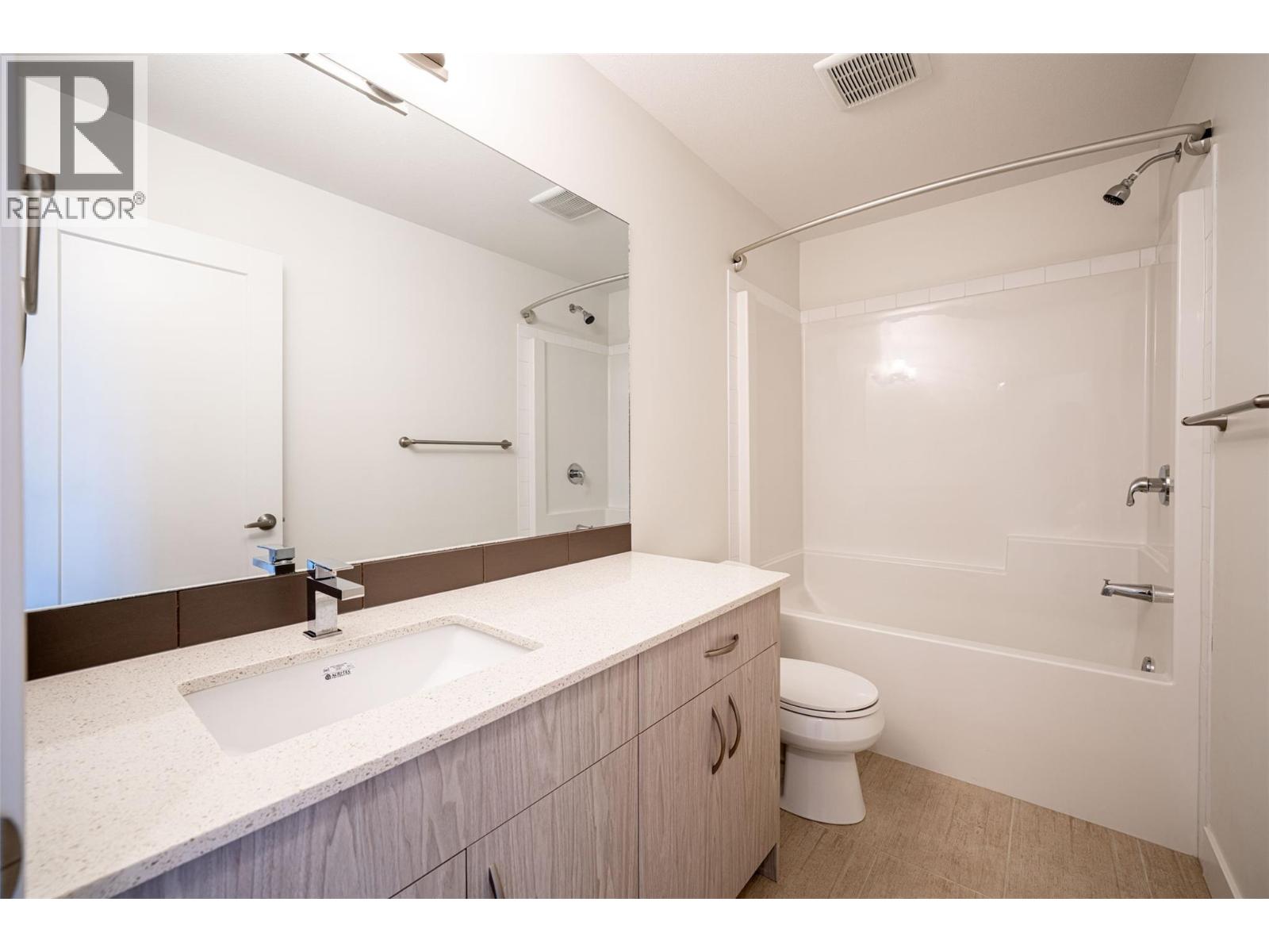 Upstairs bathroom