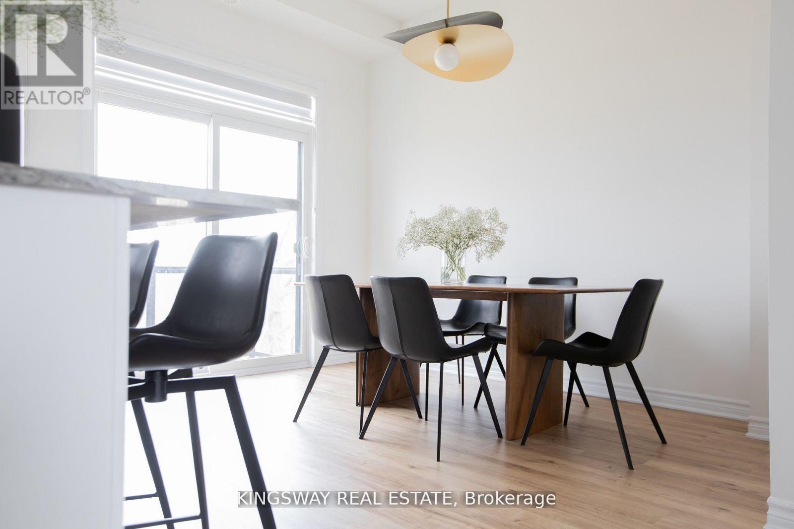 27 Paradox Street, Vaughan, Ontario  L4L 1A7 - Photo 10 - N13820302