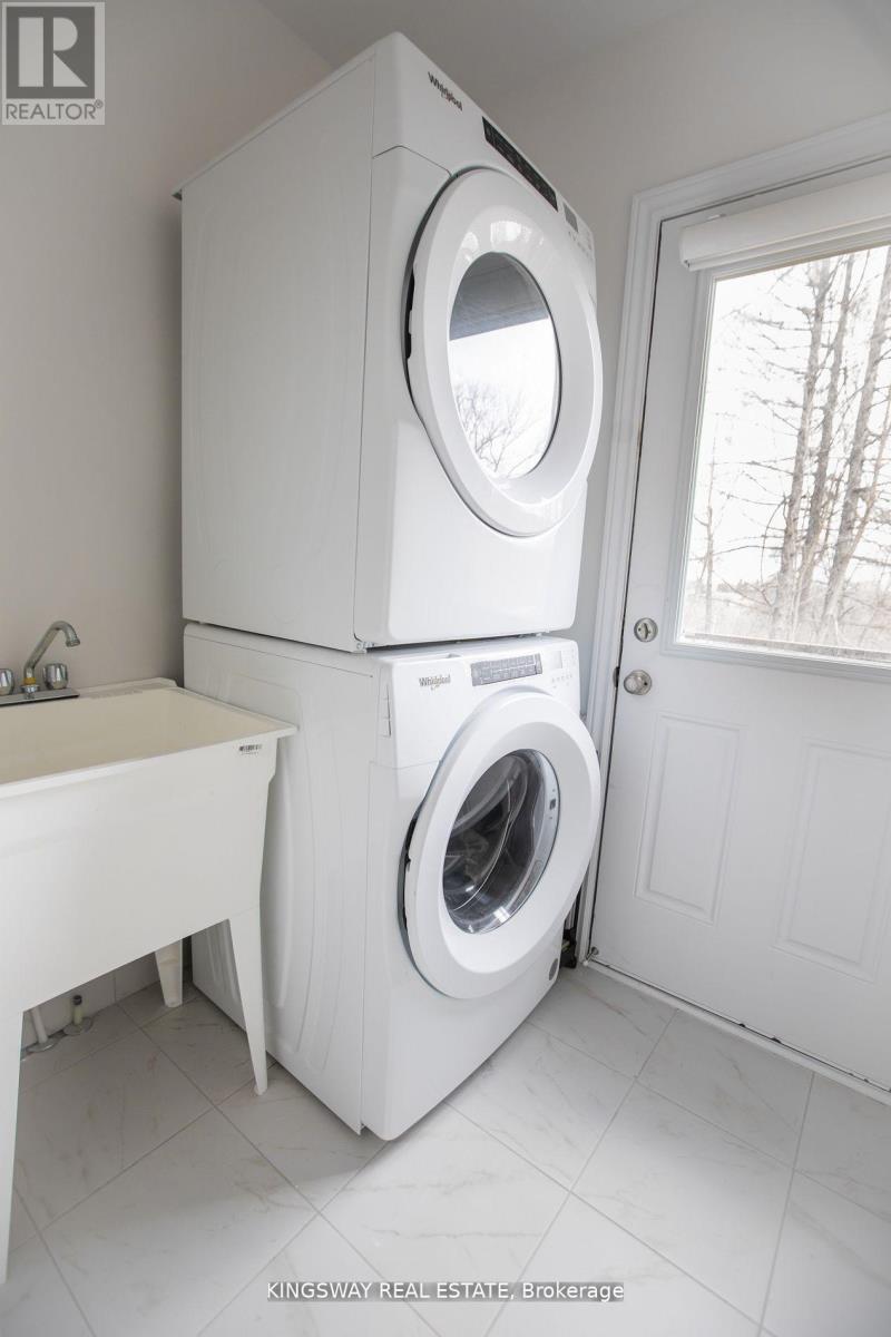 27 Paradox Street, Vaughan, Ontario  L4L 1A7 - Photo 24 - N13820302