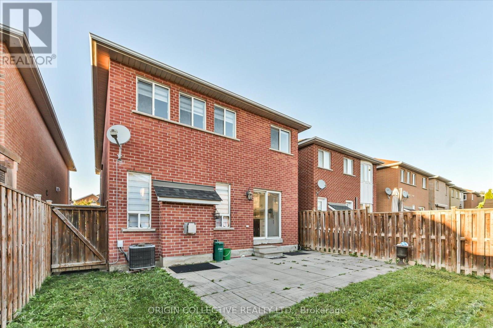156 Monteith Crescent, Vaughan, Ontario  L6A 3M7 - Photo 25 - N13820394