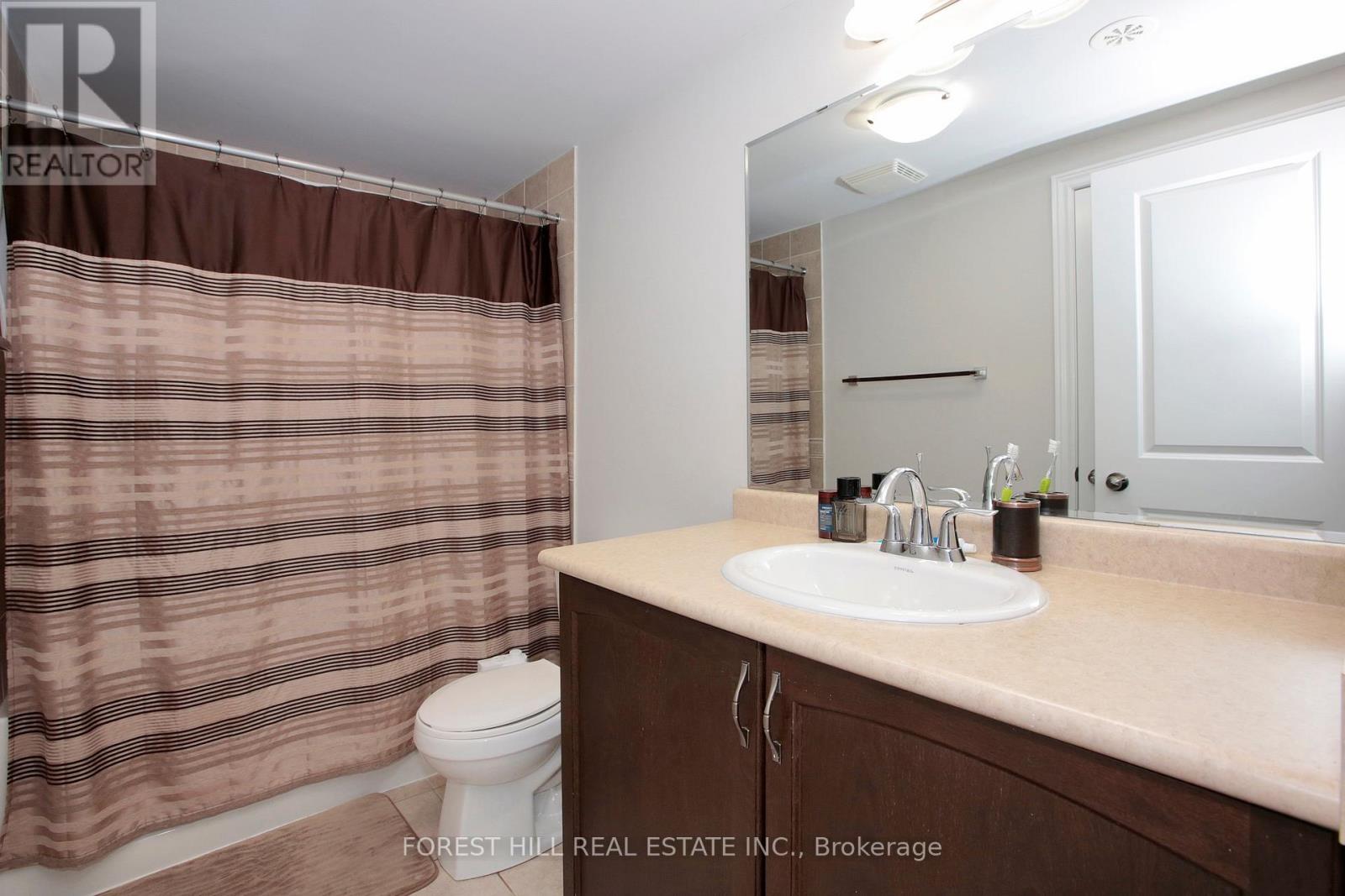 142 - 1331 Major Mackenzie Drive W, Vaughan, Ontario  L6A 4W4 - Photo 17 - N13820482