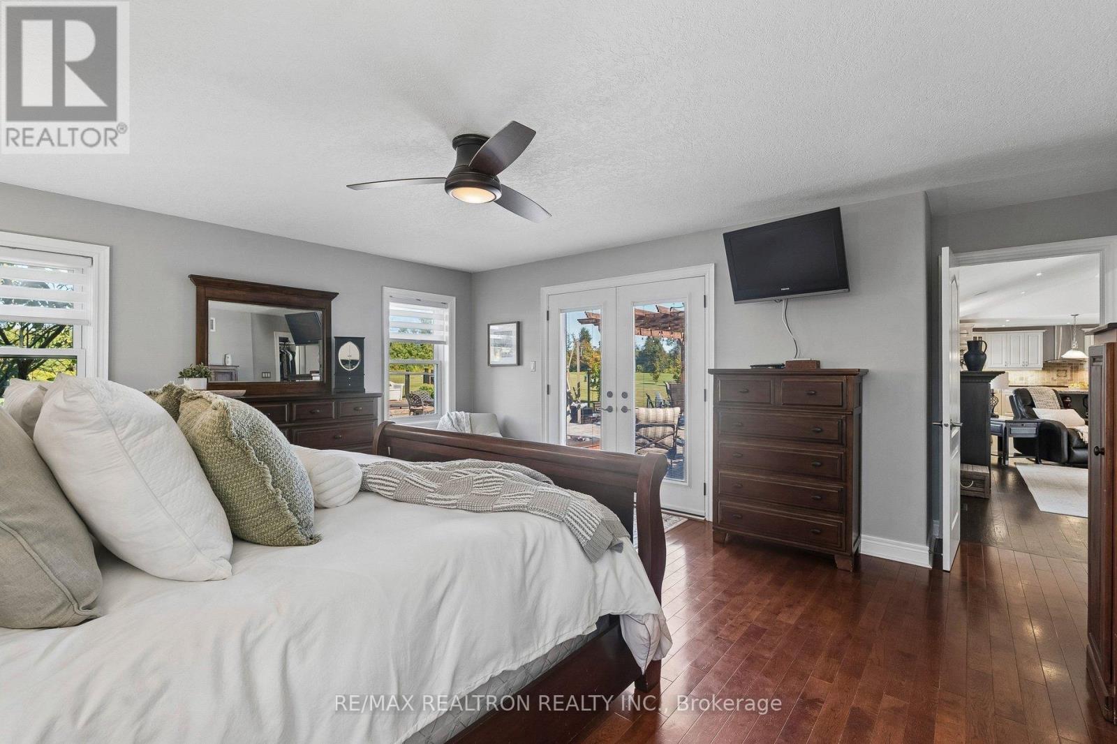 14 Lauder Road, Oro-Medonte, Ontario  L0L 2L0 - Photo 17 - S13820392