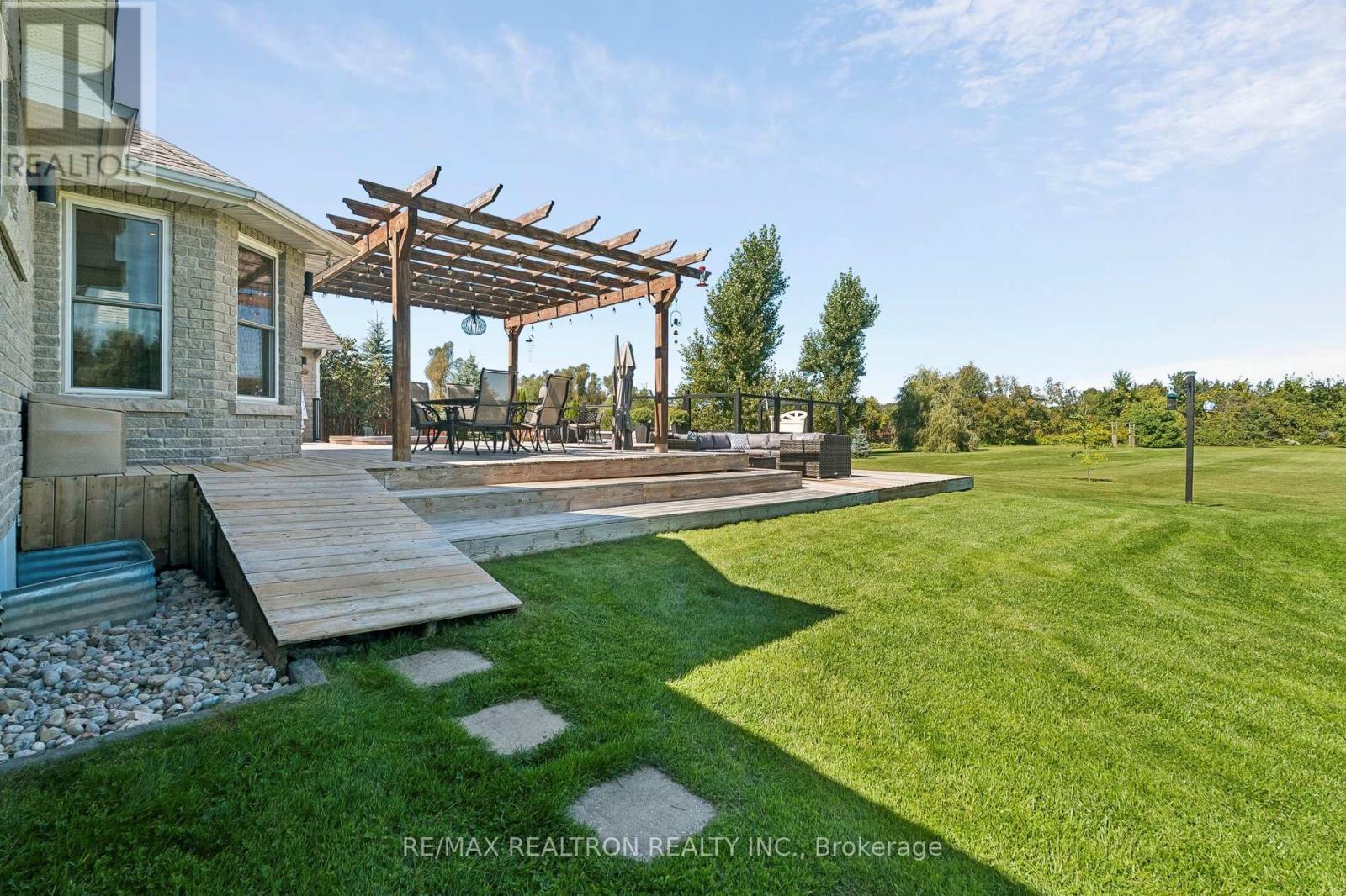 14 Lauder Road, Oro-Medonte, Ontario  L0L 2L0 - Photo 43 - S13820392