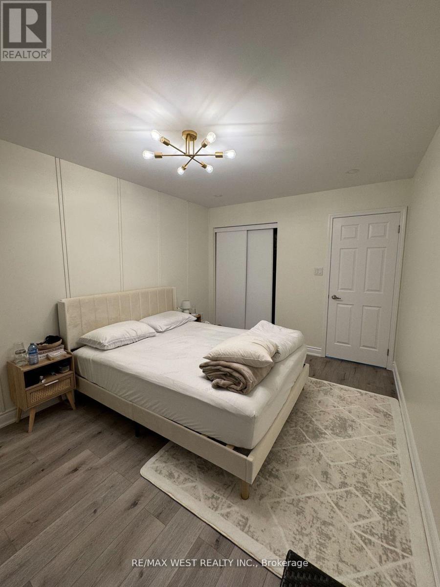 925 Burrows Gate, Milton, Ontario  L9Y 0K7 - Photo 13 - W13820312