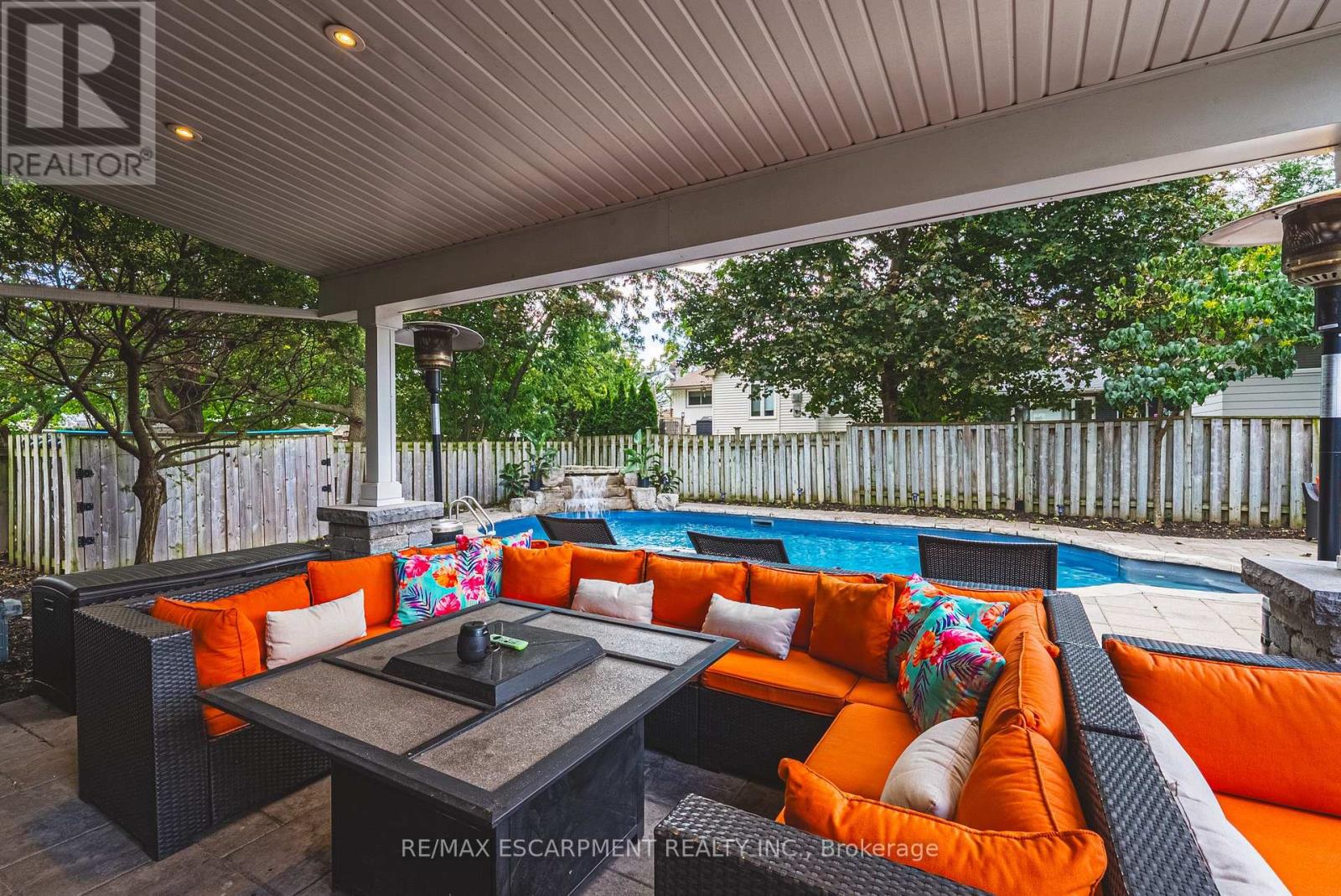 581 Holly Hill Crescent, Burlington, Ontario  L7R 2G4 - Photo 31 - W13820378