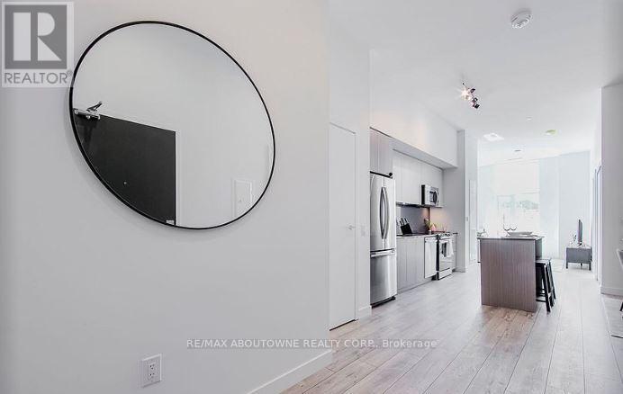 A917 - 125 Bronte Road, Oakville, Ontario  L6L 3C1 - Photo 7 - W13820380