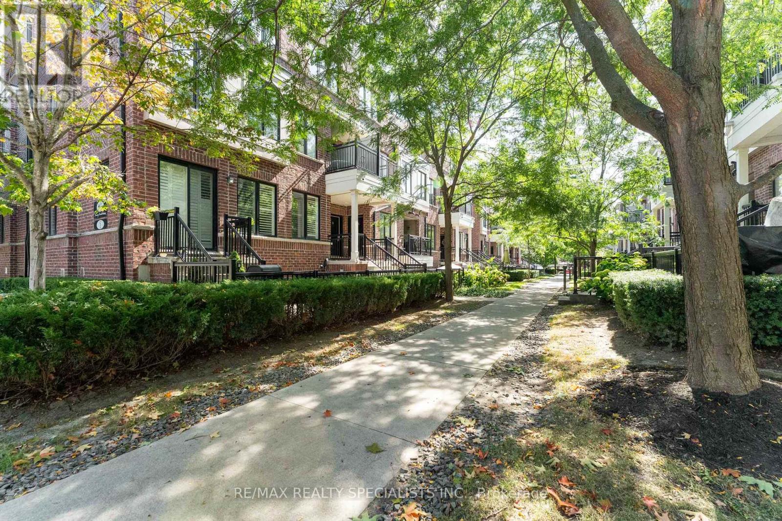 34 - 120 Twenty Fourth Street, Toronto, Ontario M8V 0B9 - Photo 35 - W13820390
