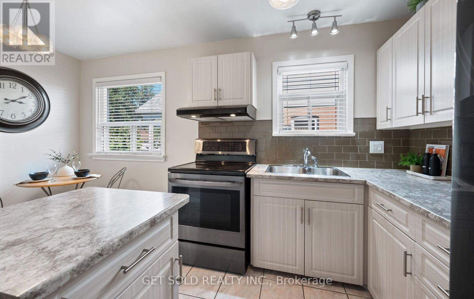 25 Allenby Avenue, Toronto, Ontario  M9W 1S5 - Photo 10 - W13820420