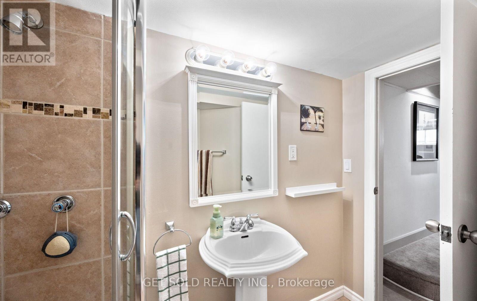 25 Allenby Avenue, Toronto, Ontario  M9W 1S5 - Photo 38 - W13820420