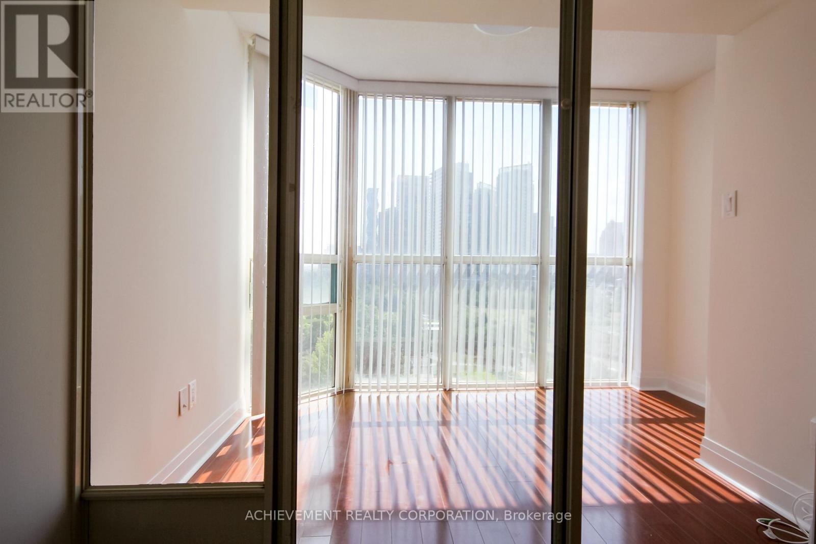 1106 - 285 Enfield Place, Mississauga, Ontario  L5B 3Y6 - Photo 15 - W13820422