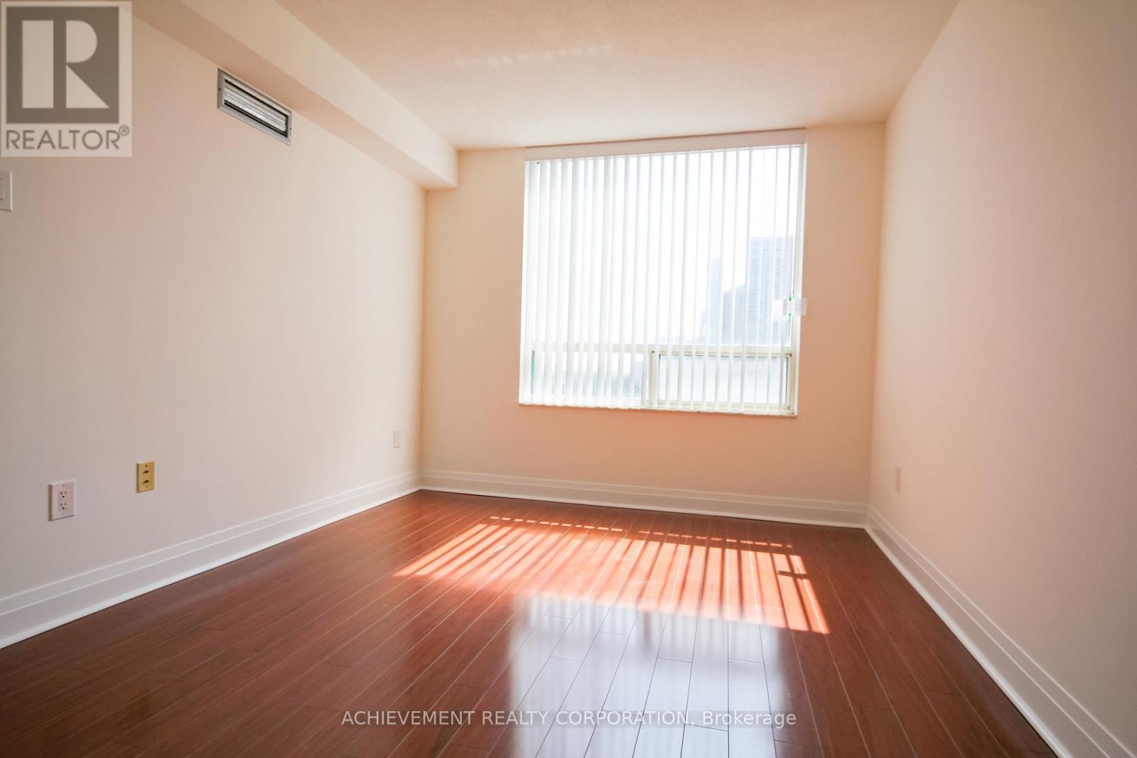 1106 - 285 Enfield Place, Mississauga, Ontario  L5B 3Y6 - Photo 16 - W13820422
