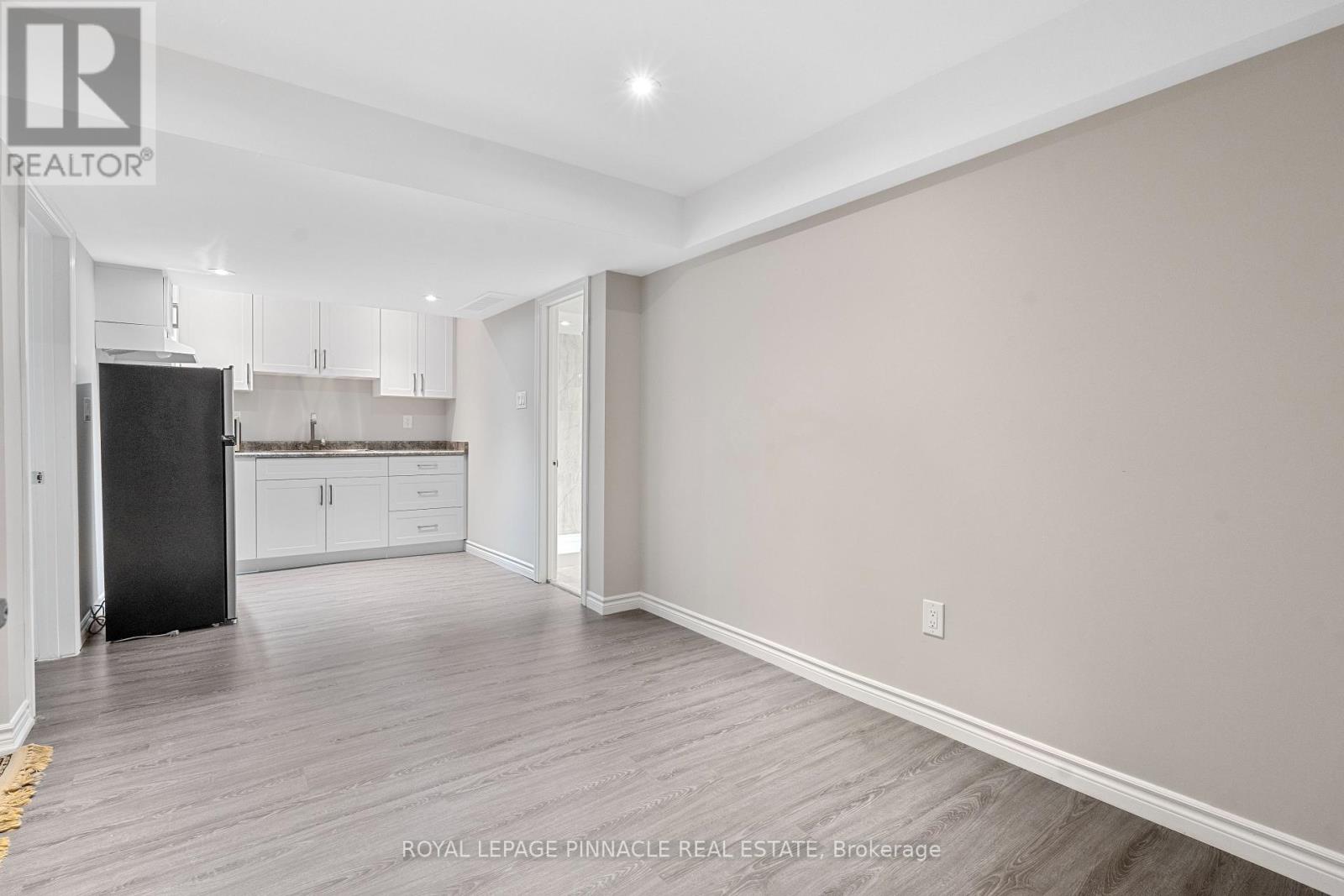 B - 3265 Topeka Drive, Mississauga, Ontario  L5M 7V1 - Photo 5 - W13820436