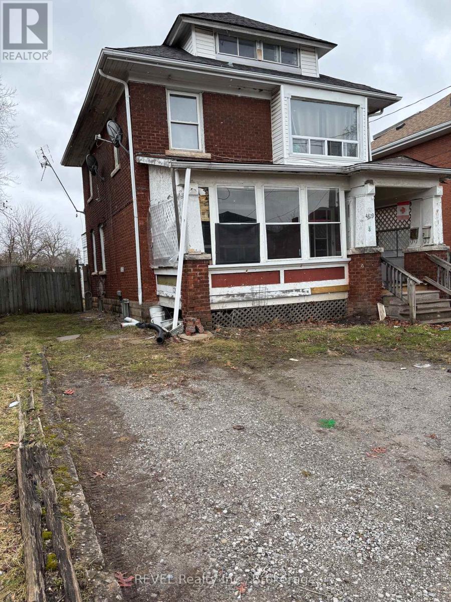 4819 Fourth Avenue, Niagara Falls, Ontario  L2E 4P2 - Photo 6 - X12911732