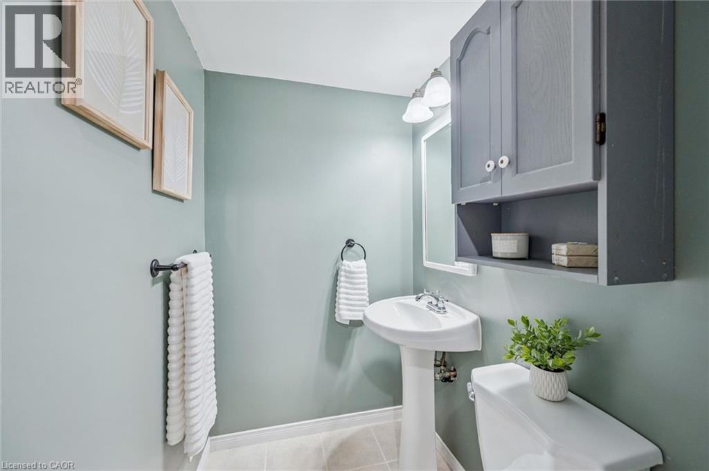 78 Old Huron Court, Kitchener, Ontario  N2R 1L7 - Photo 22 - 40865909