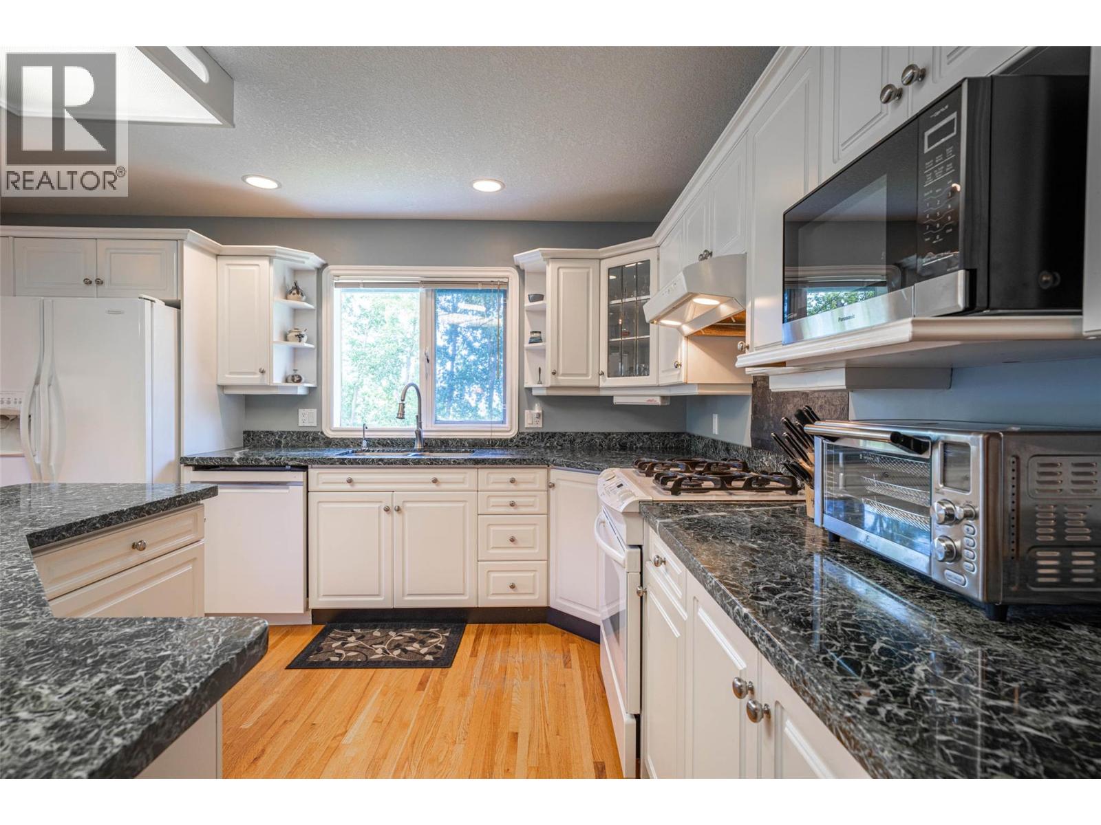 7821 Old Kamloops Road, Vernon, British Columbia  V1H 1W8 - Photo 39 - 10377723