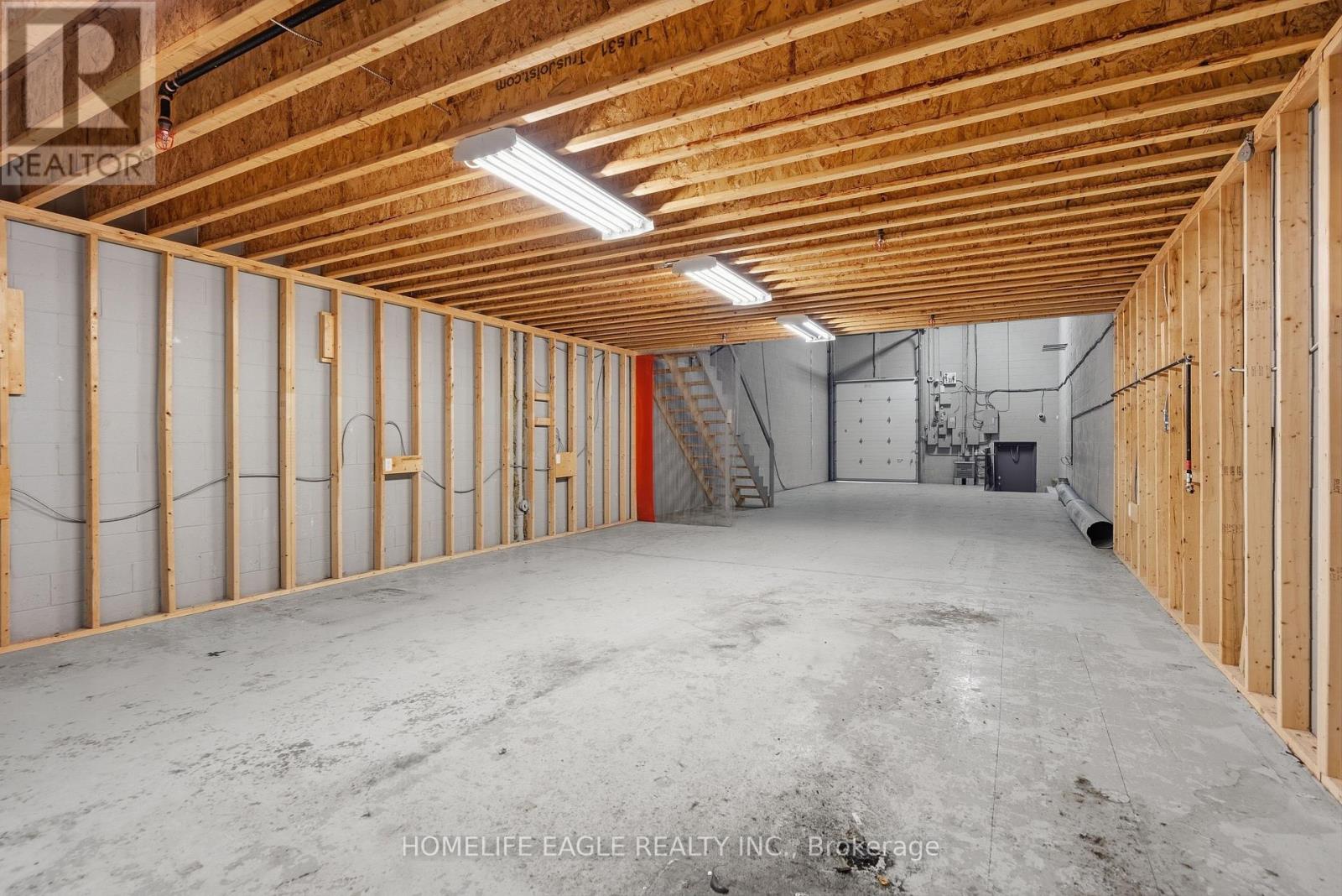 9 - 1111 Gorham Street, Newmarket, Ontario  L3Y 8X8 - Photo 4 - N13820180