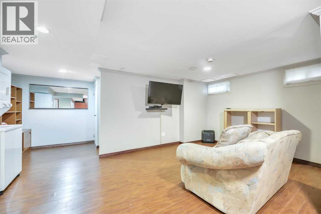 65, 70 Beacham Way NW, Calgary, Alberta  T3K 1R8 - Photo 43 - A2345799