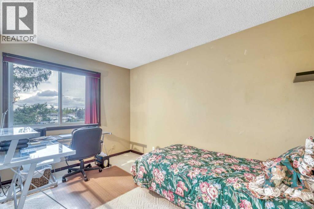 65, 70 Beacham Way NW, Calgary, Alberta  T3K 1R8 - Photo 38 - A2345799
