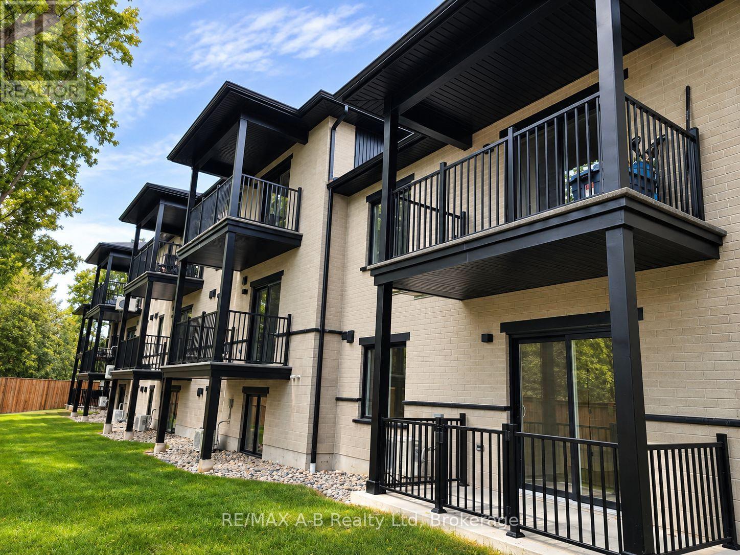 28 - 428 QUEEN STREET W, St. Marys, Ontario