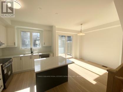 39 Wisla Avenue, Markham, Ontario  L6C 3L9 - Photo 11 - N13811154