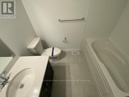39 Wisla Avenue, Markham, Ontario  L6C 3L9 - Photo 25 - N13811154