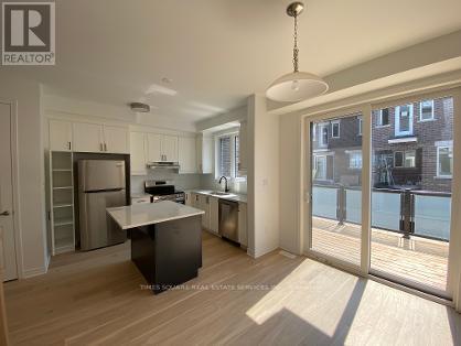39 Wisla Avenue, Markham, Ontario  L6C 3L9 - Photo 10 - N13811154
