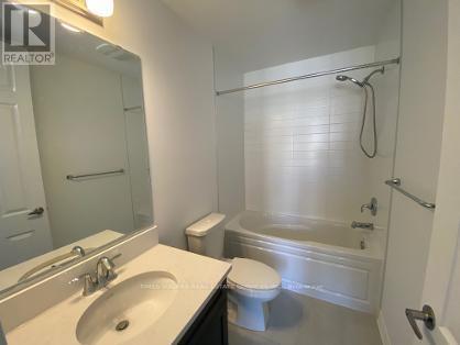 39 Wisla Avenue, Markham, Ontario  L6C 3L9 - Photo 6 - N13811154