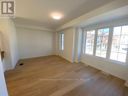 39 Wisla Avenue, Markham, Ontario  L6C 3L9 - Photo 7 - N13811154