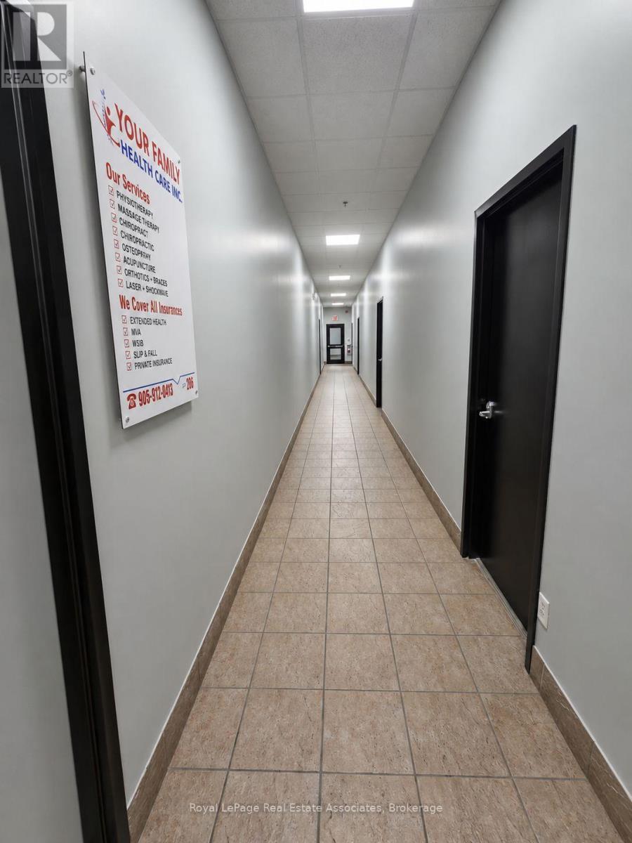 206/208 - 2260 Bovaird Drive E, Brampton, Ontario  L6R 3J5 - Photo 10 - W13742568