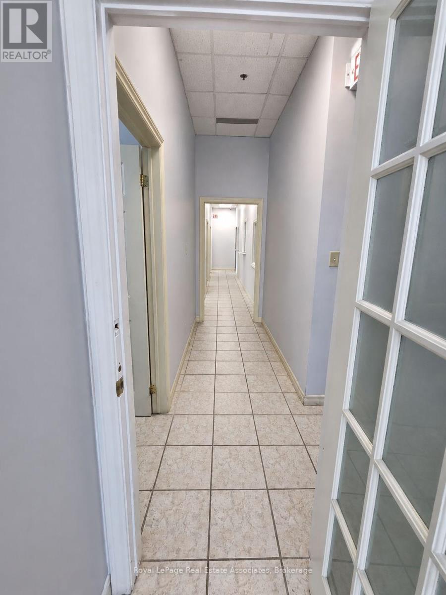 206/208 - 2260 Bovaird Drive E, Brampton, Ontario  L6R 3J5 - Photo 16 - W13742568