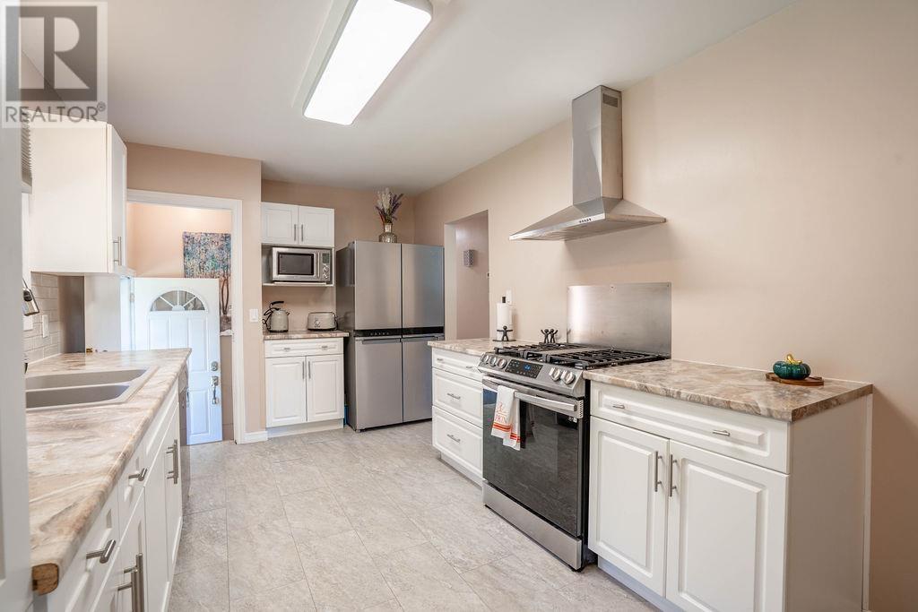100 Parkdale Dr, Sault Ste. Marie, Ontario P6A 4C8 - Photo 16 - SM262649
