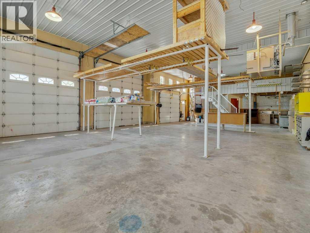 1606 Scenic Heights S photo 40