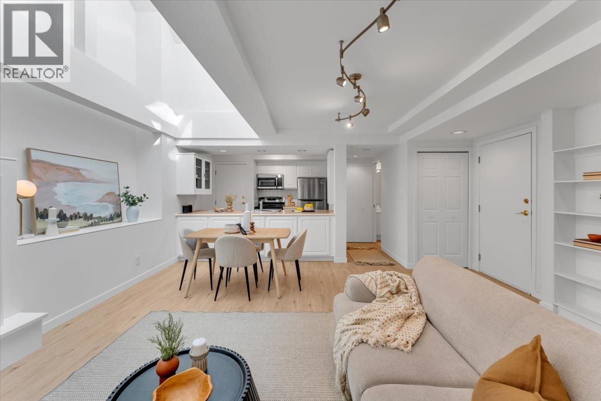 1939 W 12th Avenue, Vancouver, British Columbia  V6J 2G1 - Photo 10 - R3168453