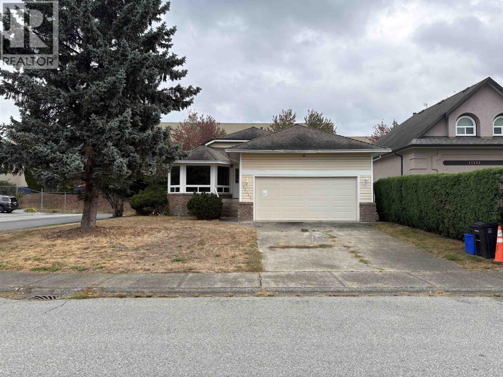 12150 Chestnut Crescent, Pitt Meadows, British Columbia  V3Y 2C6 - Photo 2 - R3168445