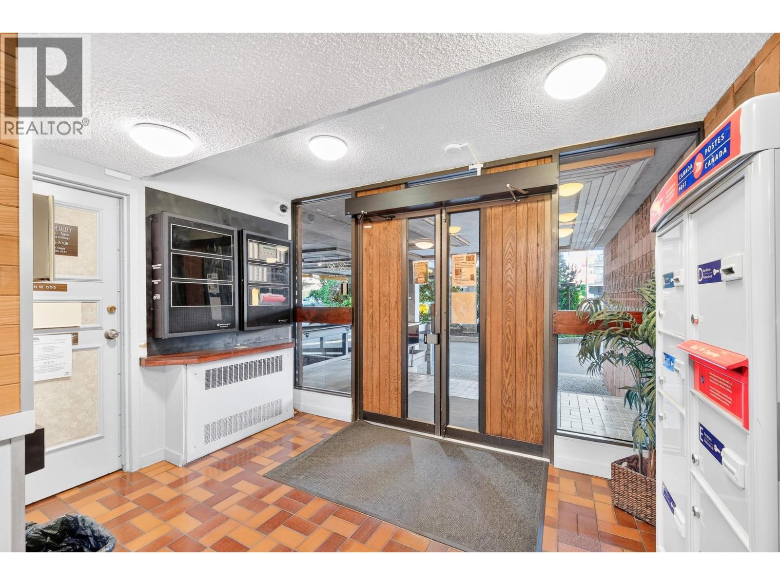 1105 6759 WILLINGDON AVENUE photo 23