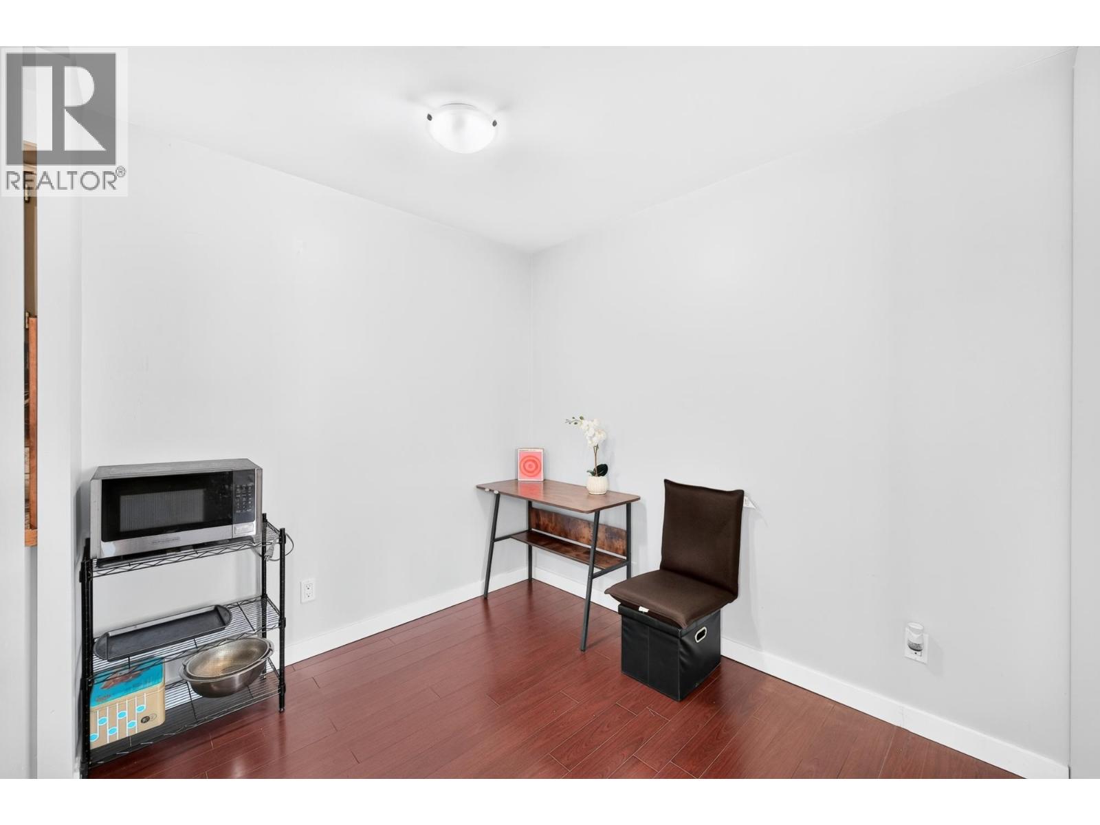 1105 6759 WILLINGDON AVENUE photo 8