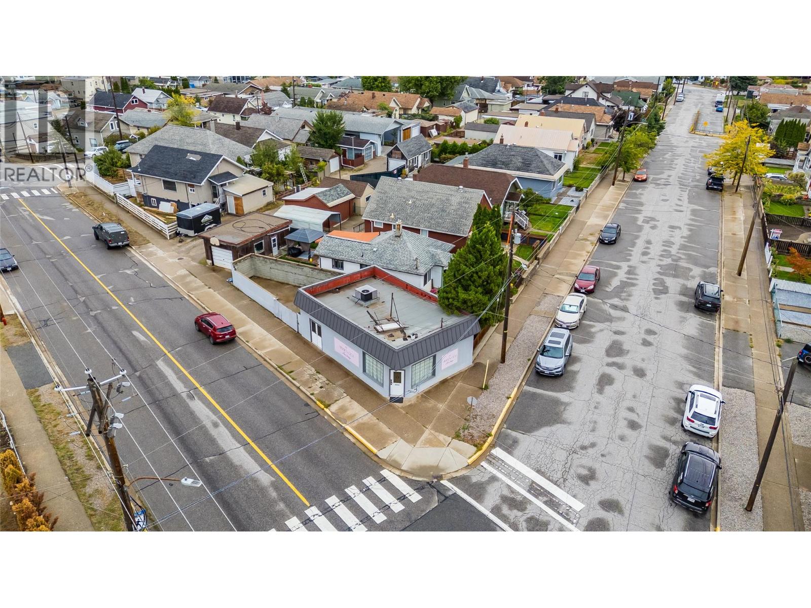 1701 Third Avenue photo 2