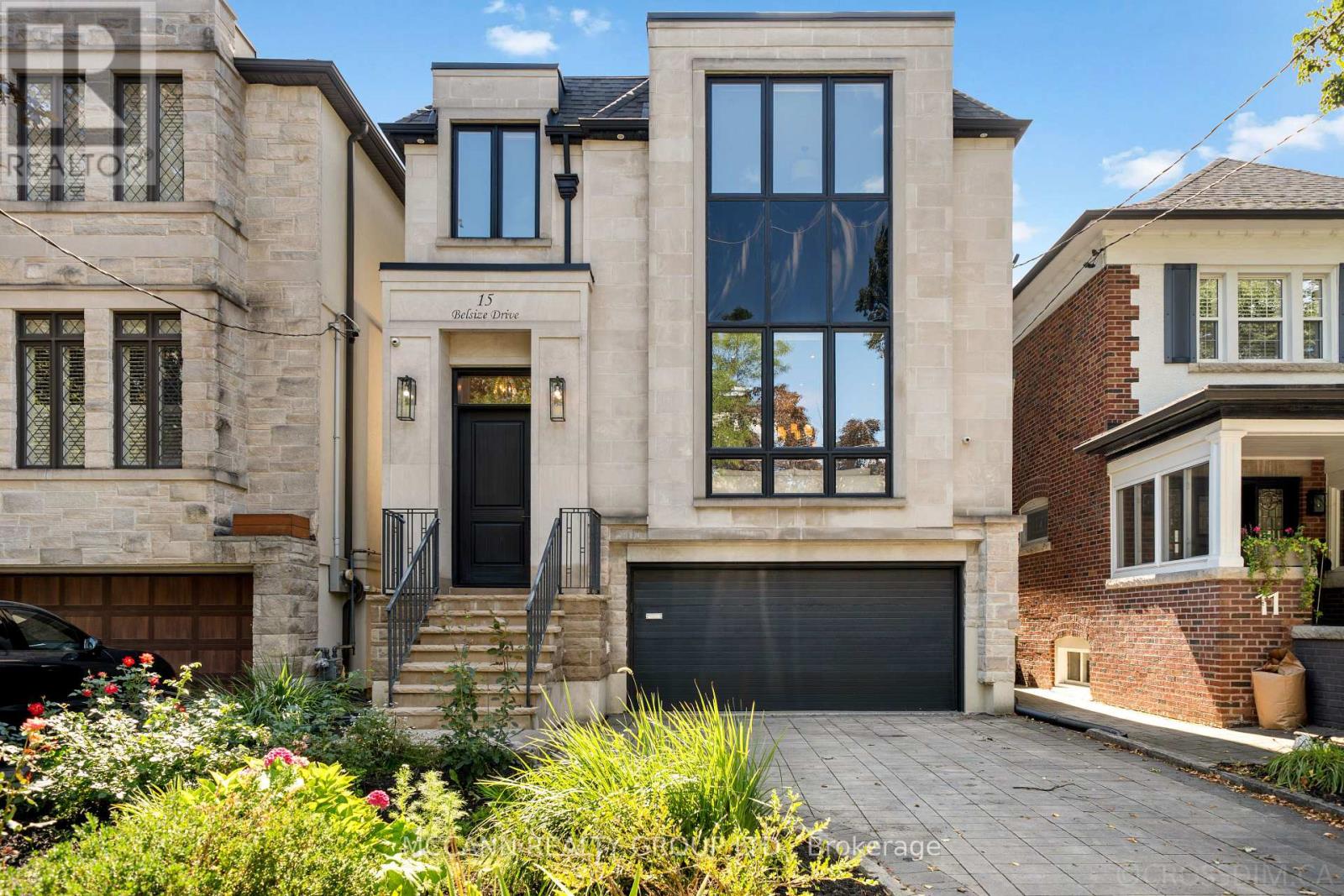 15 BELSIZE DRIVE, Toronto, Ontario