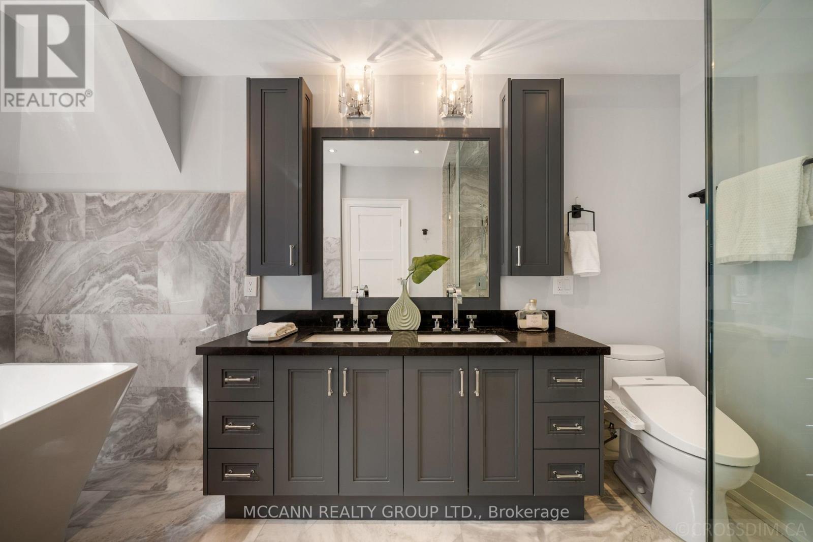 15 Belsize Drive, Toronto, Ontario  M4S 1L3 - Photo 21 - C13820526