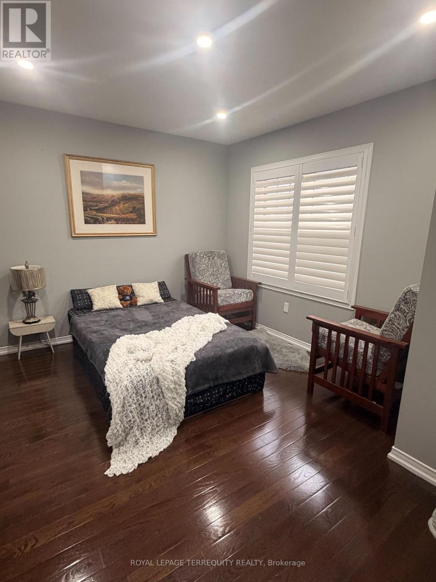 2549 Snow Knight Drive, Oshawa, Ontario  L1L 0K2 - Photo 4 - E13820554