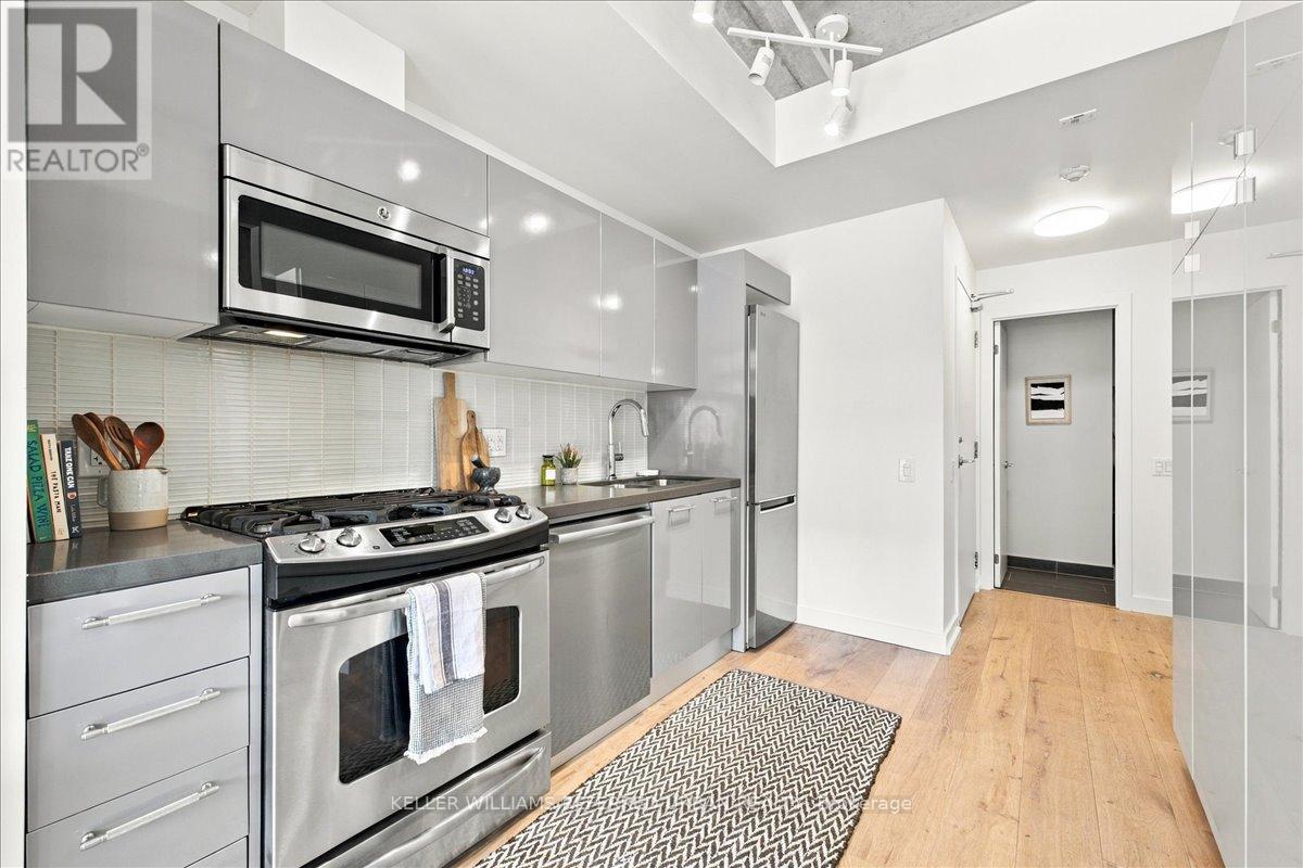 317 - 319 Carlaw Avenue, Toronto, Ontario  M4M 0A4 - Photo 15 - E13820564