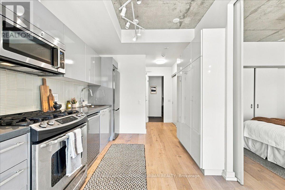 317 - 319 Carlaw Avenue, Toronto, Ontario  M4M 0A4 - Photo 16 - E13820564